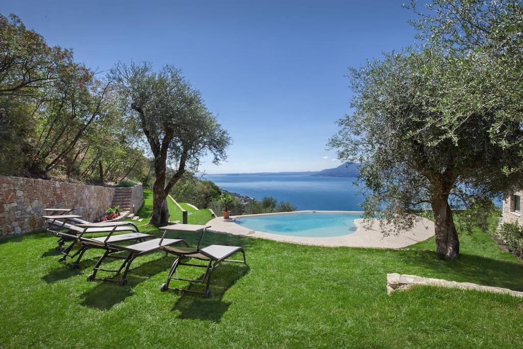 Villa Divina-Apt Armonia-Con Piscina E Vista Lago Castelletto Di Brenzone Exteriér fotografie