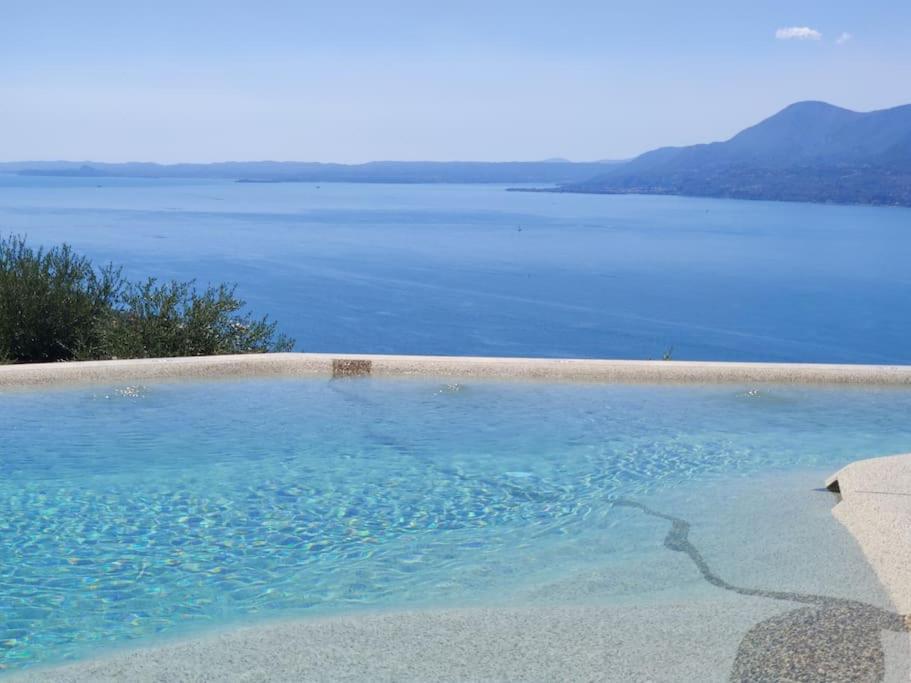 Villa Divina-Apt Armonia-Con Piscina E Vista Lago Castelletto Di Brenzone Exteriér fotografie