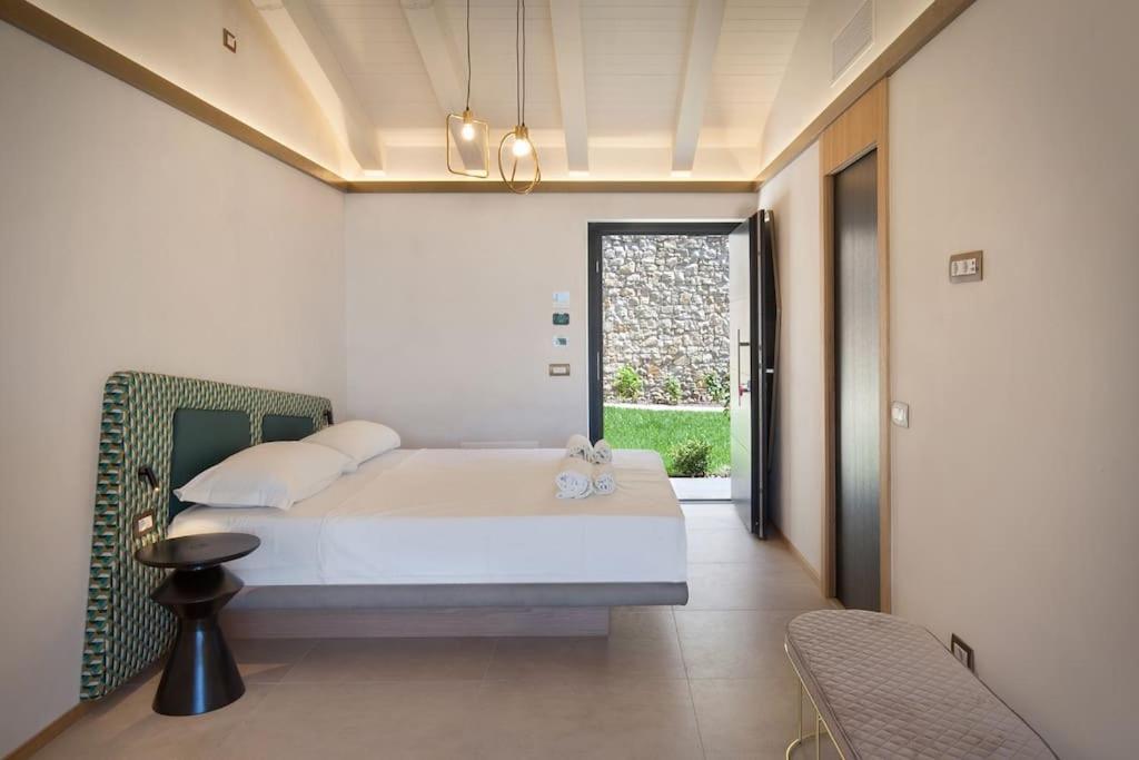 Villa Divina-Apt Armonia-Con Piscina E Vista Lago Castelletto Di Brenzone Exteriér fotografie