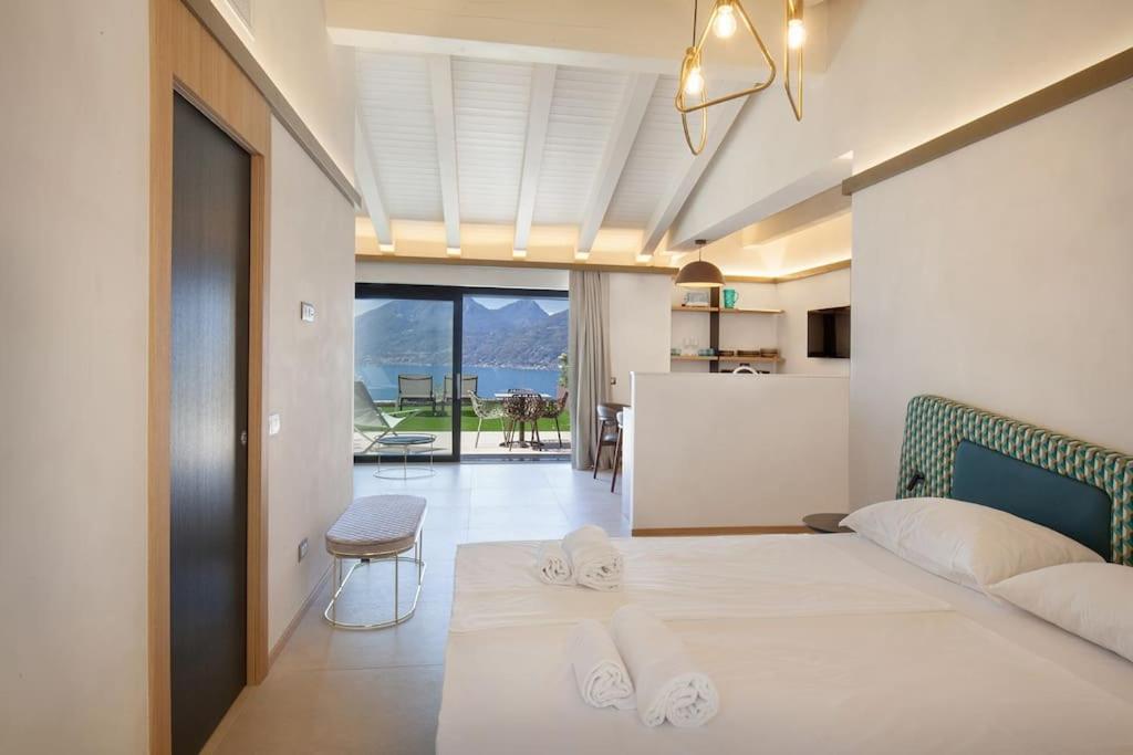 Villa Divina-Apt Armonia-Con Piscina E Vista Lago Castelletto Di Brenzone Exteriér fotografie